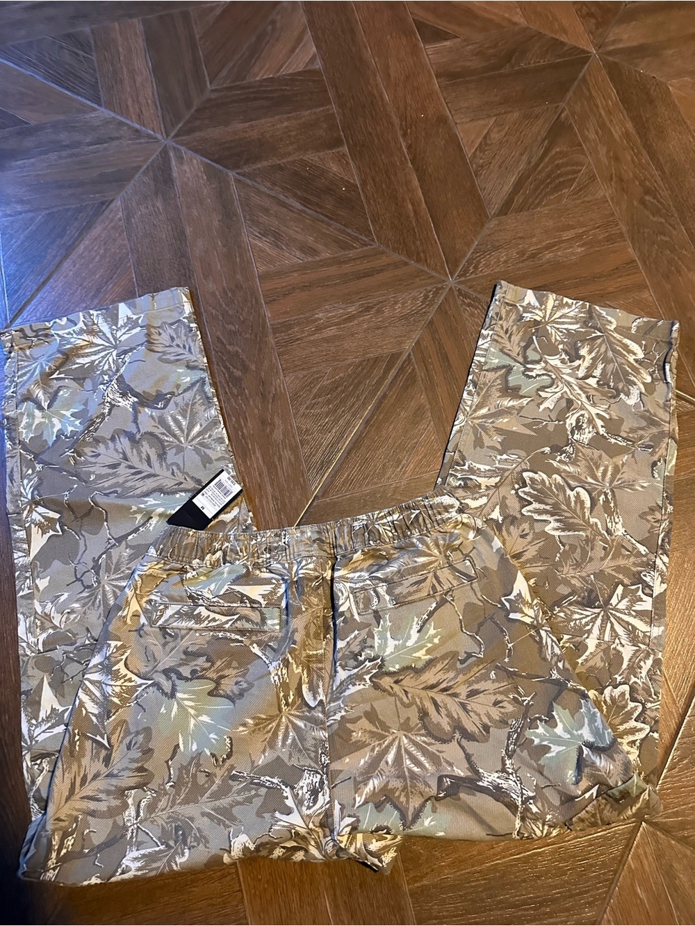 Original Use Men’s Camo Print Utility Pants - Picture 2 of 5